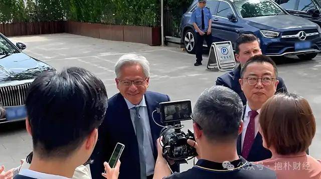 EX外汇开户砍杀游戏《强悍比基尼》8月19日发售 少女激战兽人